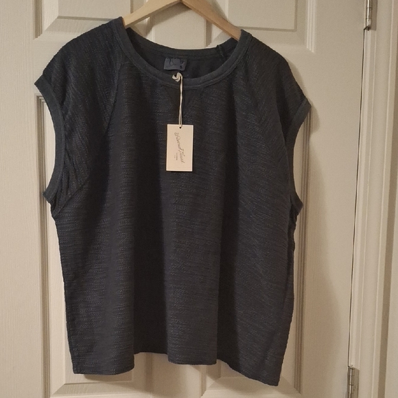 Universal Thread Tops - Universal Thread Blue Muscle Tee Boxy Fit